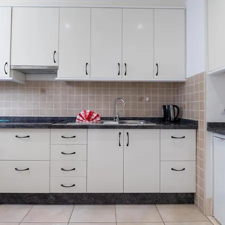 Azahara Apartment