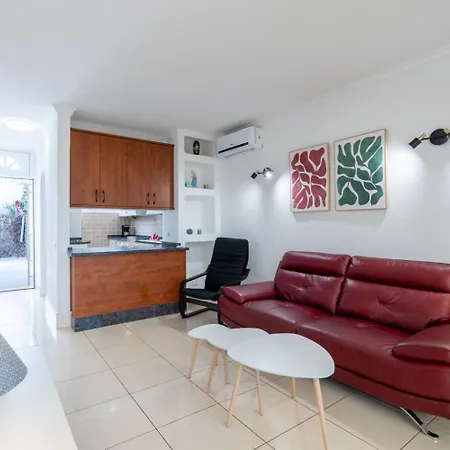 Azahara Apartment