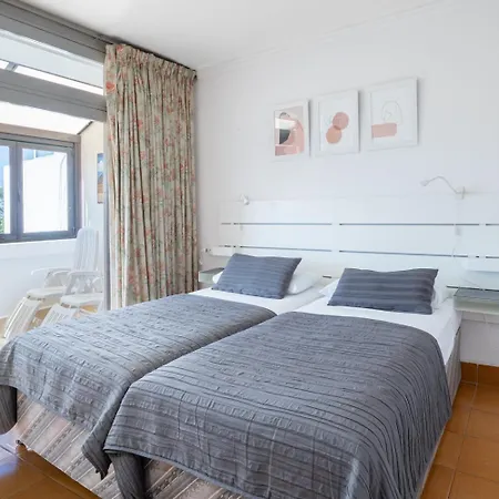 Azahara Arona (Tenerife)